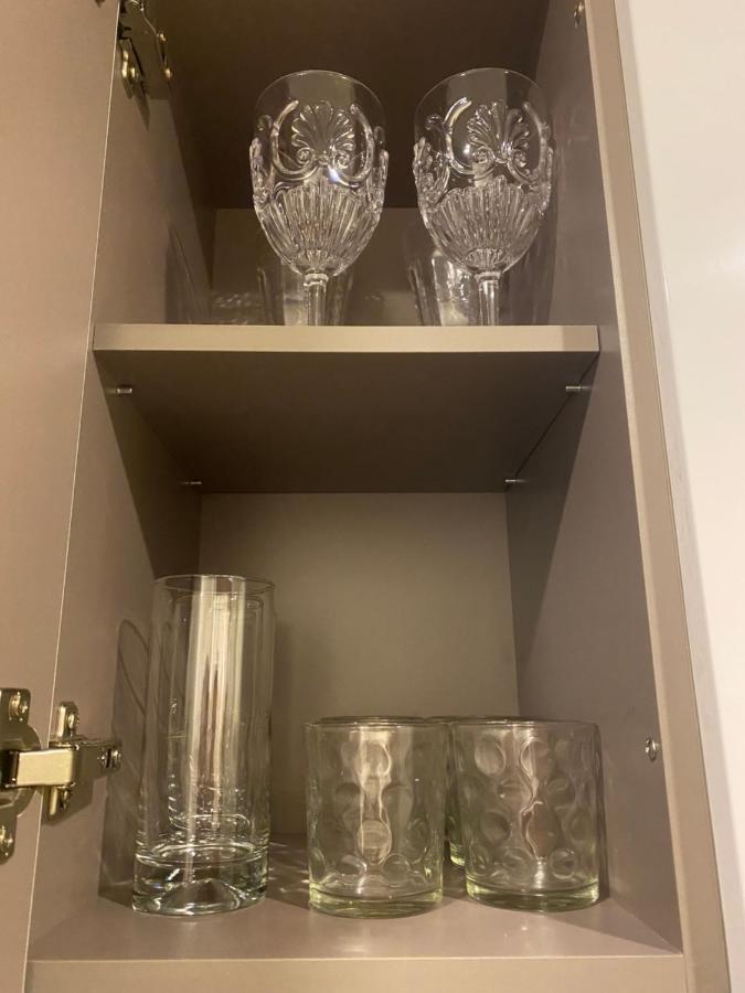 Apartaestudio Amoblado,Furnished Studio Apartment Wifi Gratuito Богота Екстериор снимка
